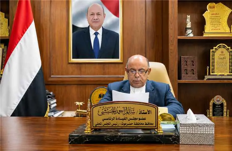 عاجل|الخنبشي يكشف تفاصيل صادمة في قضية اغتيال الصحفي محمد عيضة ويعلن ضبط المنفذين