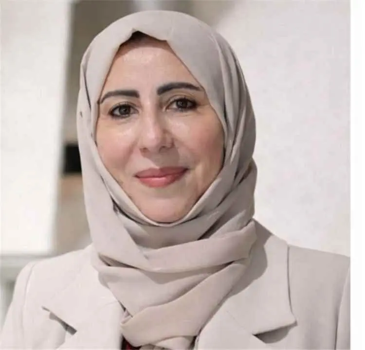 وزيرة الخارجية تبحث مع نظيرها المصري مستجدات الأوضاع في اليمن والتطورات الإقليمية