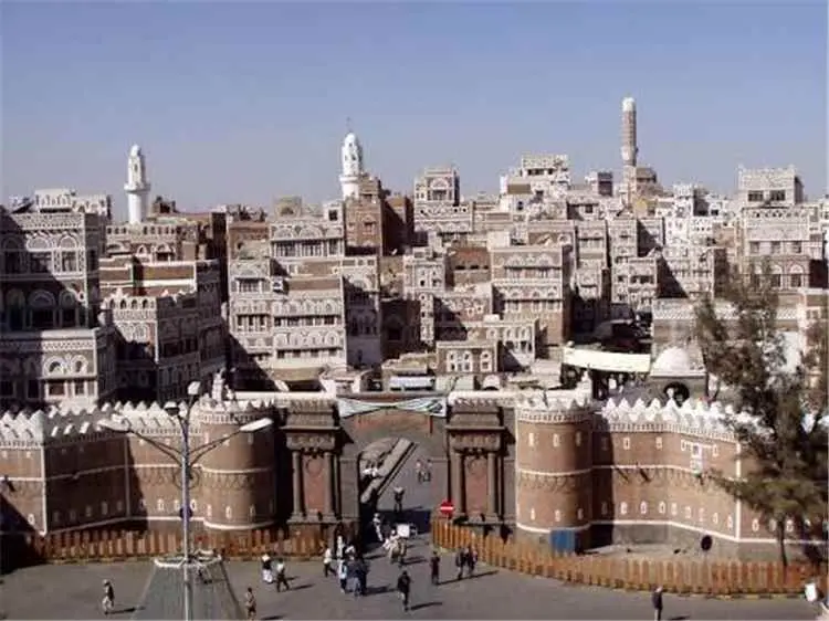 تصاعد الغضب الشعبي في صنعاء وسط تشدد الحوثيين