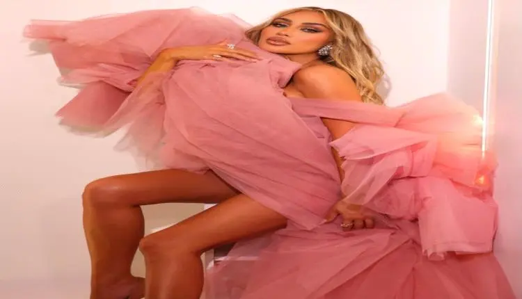 مايا دياب تشعل حماس جمهورها عبر مواقع التواصل الاجتماعي وتكشف عن عمل قريب بلوك جريء