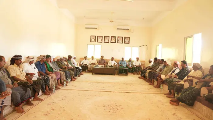 انتقالي سقطرى يُناقش مع القيادات المجتمعية مستجدات الأوضاع السياسية