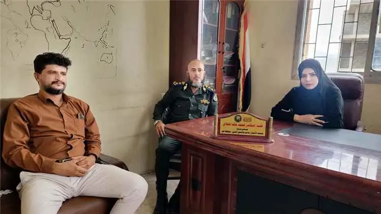 وكيل محافظة تعز تناقش آلية استئناف توريد رسوم البط...