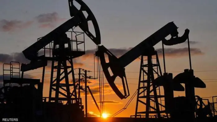 النفط يهبط بأكثر من 6% بعد إلغاء ترامب الهجوم على...