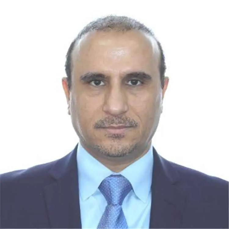 عبدالوهاب طواف: الأخطاء جزء من العمل السياسي.. ودعم القيادة السبيل لاستعادة مؤسسات الدولة