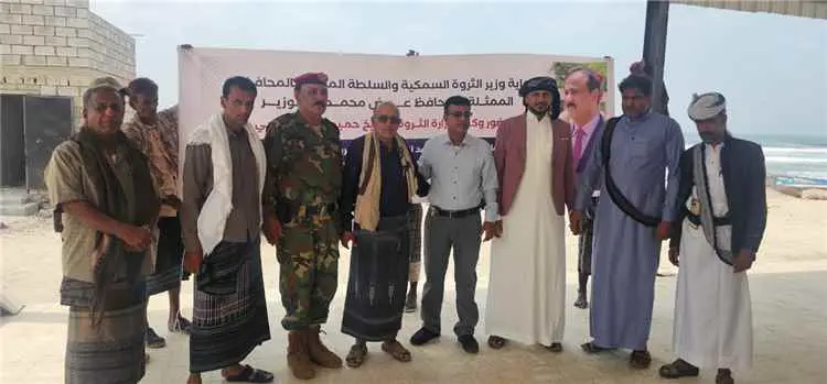 تدشين ساحة حراج مركز الانزال السمكي بعين بامعبد مد...