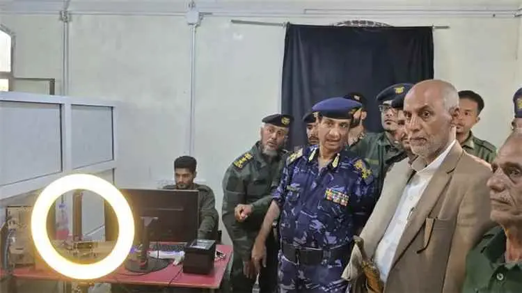 تدشين العمل بفرع مصلحة الأحوال المدنية بمديرية جبل حبشي لتقديم خدمات البطاقة الذكية والوثائق الثبوتية