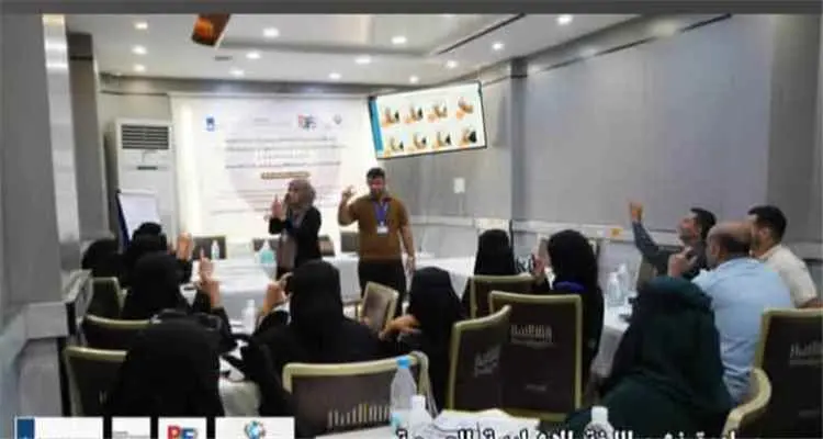مدير صحة الشيخ عثمان يتفقد دورة لغة الإشارة للكواد...