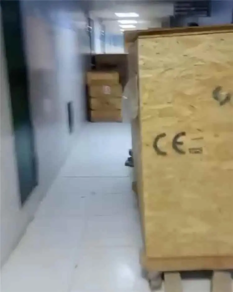 بين الصناديق ومعاناة المرضى.. مركز الطب النووي في...