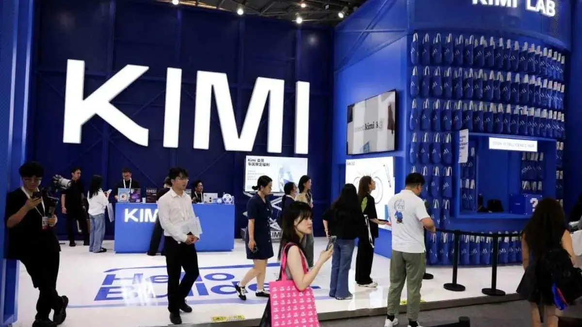 انقسام وادي السيليكون: نماذج الذكاء الاصطناعي الصينية تثير جدلاً حول الأمن والتنافسية