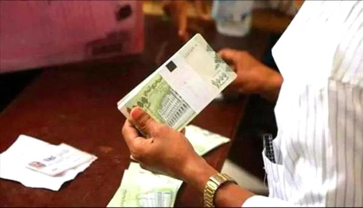 وزارة الدفاع توضح سبب صرف المرتبات كاملة ومنع الخص...
