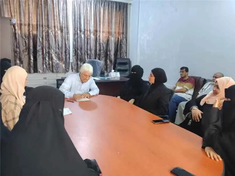 مكتب السياحة بالعاصمة عدن يناقش سبل تعزيز التعاون...