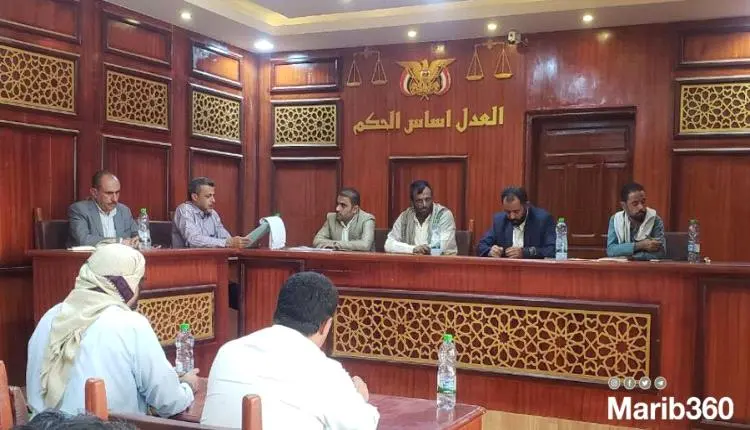 بالوثائق الصادمة..النيابة في مأرب تنهب إيرادات الق...