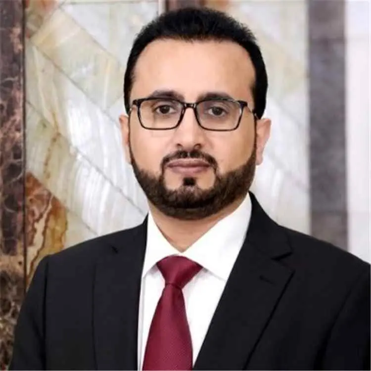 وزير الخدمة المدنية يكشف موعد تنفيذ حزمة تحسينات ل...