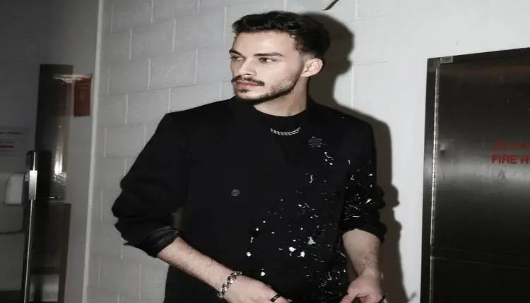 الفنان حسام السيلاوي يحدث ضجة جديدة من خلال مشاركة الصور الأولى لابنته