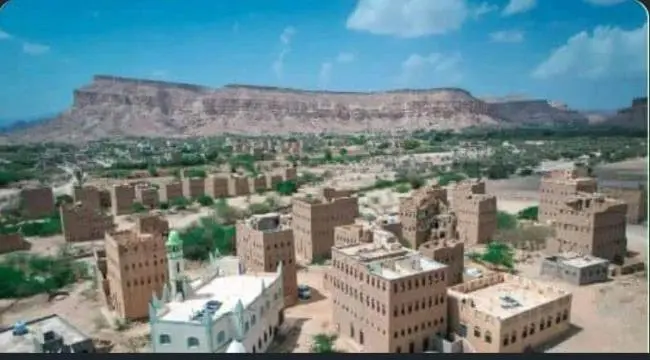 لجنة التصعيد  بالمحفد توجّه إشعاراً لمالكي المحال...