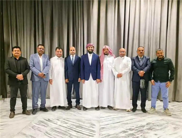 المحرّمي يلتقي نخبة من الإعلاميين والنشطاء الجنوبي...