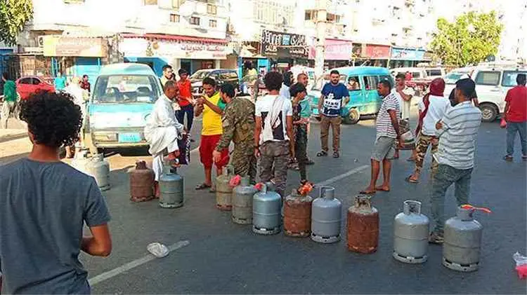 الفودعي يعلق على أزمة الغاز في عدن ويدعو لمعالجة ا...