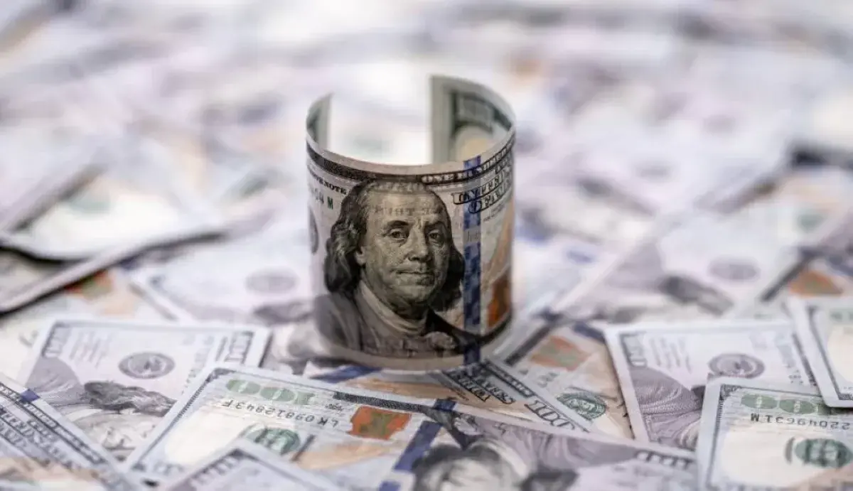 الدولار يتماسك وسط ترقب بيانات الوظائف الأميركية وتطورات ملف إيران