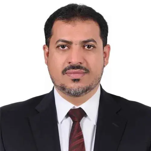 سياسي يمني يدعو الشرعية والتحالف إلى الحسم العسكري العاجل مع الحوثيين