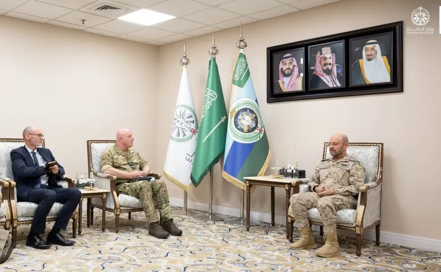 السعودية توسع تنسيقها الدفاعي مع بريطانيا والولايا...