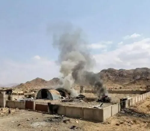الحوثيون يستهدفون معسكرات الطوارىء اليمنية في مأرب وحضرموت