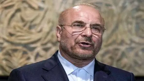 قاليباف: لسنا بحاجة إلى مزيد من الدبلوماسية المسرح...