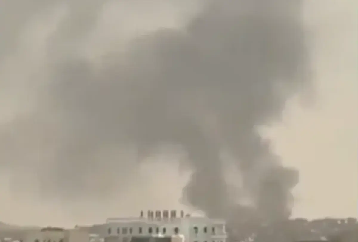 طالبوها بكسر قواعد الاشتباك.. الشرعية تكتفي بالإدا...