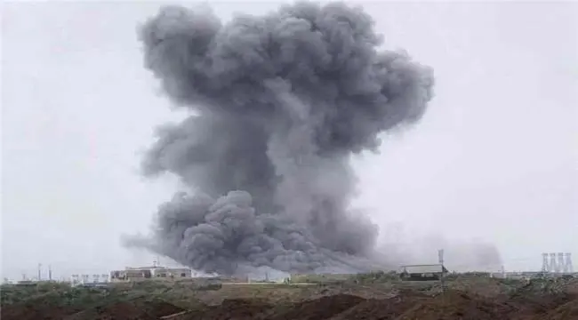 المقاومة الوطنية تُحبط هجومًا بحريًا حوثيًا وتدمر زورقًا مفخخًا قبالة المخا