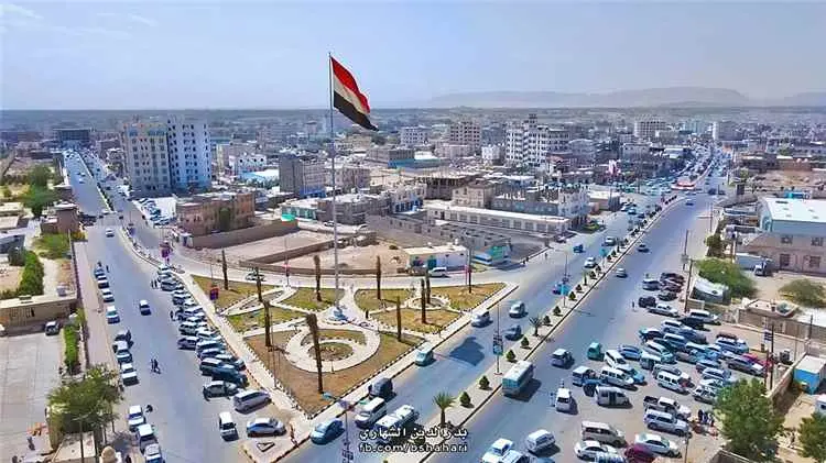 بيان السلطة المحلية بمأرب بشأن القصف الحـ.ـوثي واستهداف مخيمات النازحين والمدنيين في المدينة