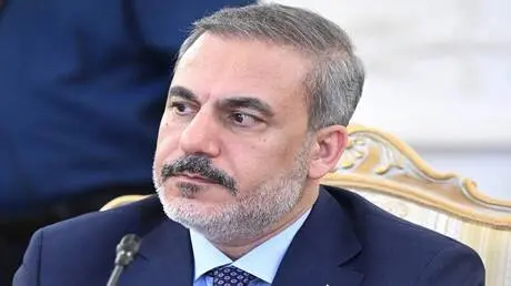 فيدان: تركيا تراقب عن كثب الوضع الأمني ​​في البحر...