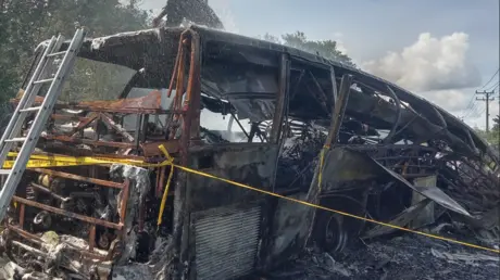النيجر.. مقتل 22 شخصا بينهم جنود بحادث تصادم حافلت...