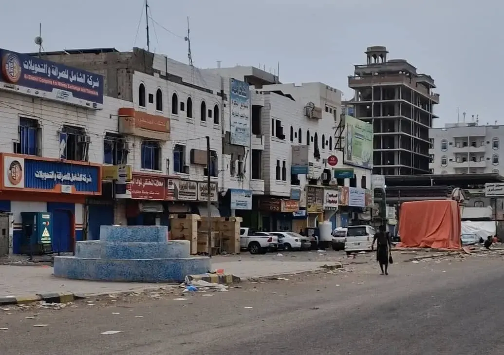 لليوم الثاني.. نجاح متواصل للعصيان المدني السلمي في العاصمة عدن وسط تفاعل شعبي واسع