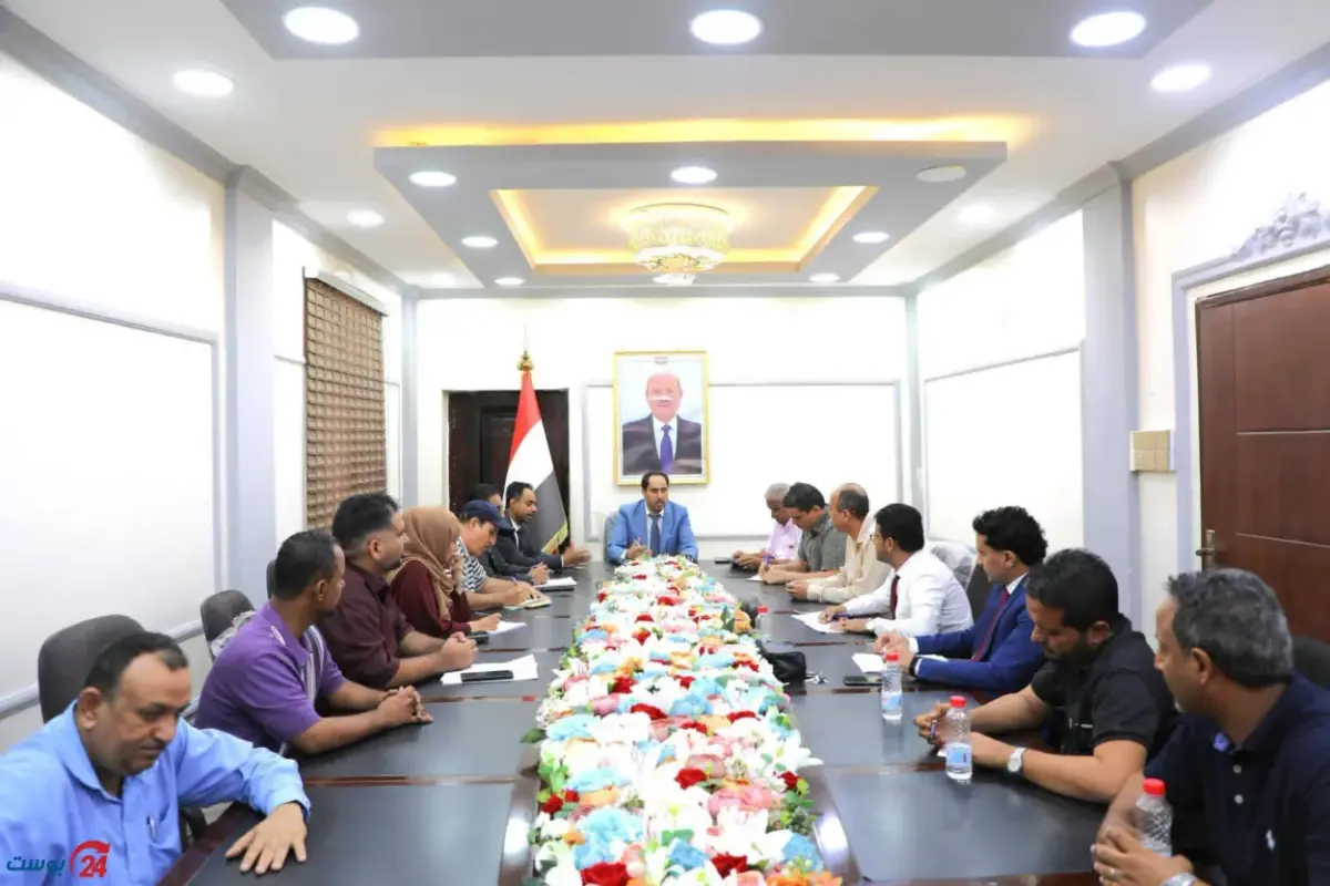 وزير الشباب والرياضة يؤكد أهمية تطوير العمل الإعلا...