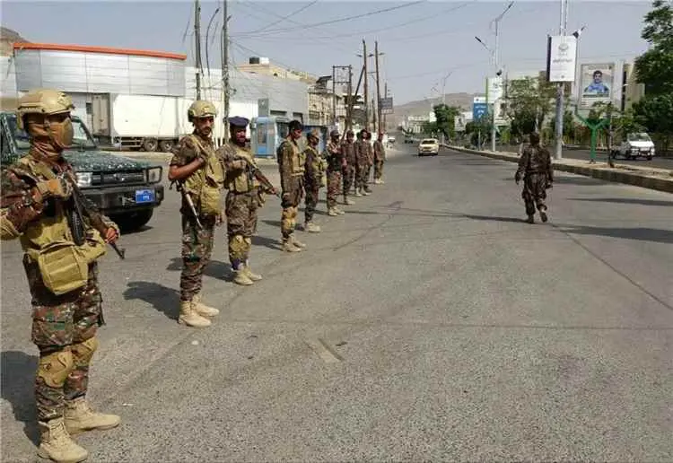 صحفي: الحوثي يسعى لإشعال الحرب خوفاً من "ثورة الجي...