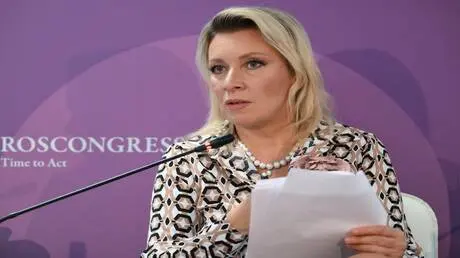 زاخاروفا تعلق على صمت الغرب على دعوة صحفي ألماني ل...