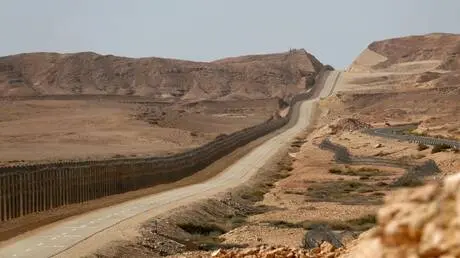 الجيش الإسرائيلي: اعتراض مسيرة محملة بالأسلحة قادم...