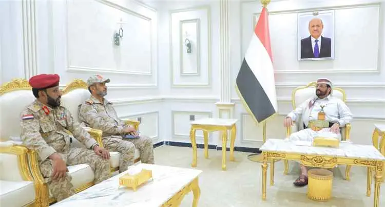العرادة يلتقي قائد محور الغيضة ويشدد على مكافحة أن...