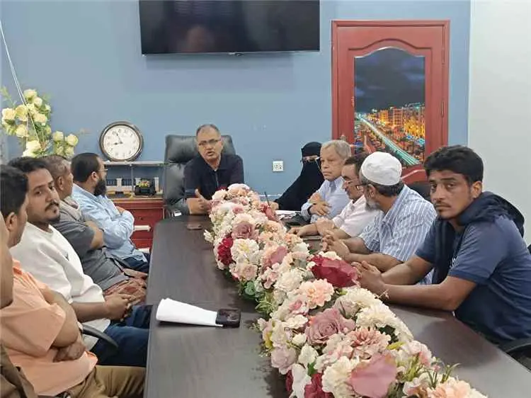 مدير عام المعلا يلتقي ملاك المنشآت والمستودعات الت...