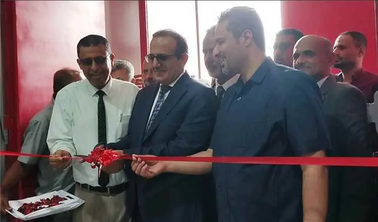 بحيبح والحالمي يدشنان العمل بمركز الغسيل الكلوي وم...
