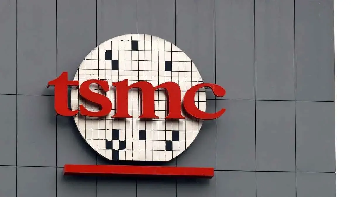 TSMC تسجل نموًا هائلاً في المبيعات مدفوعًا بسباق رقاقات الذكاء الاصطناعي