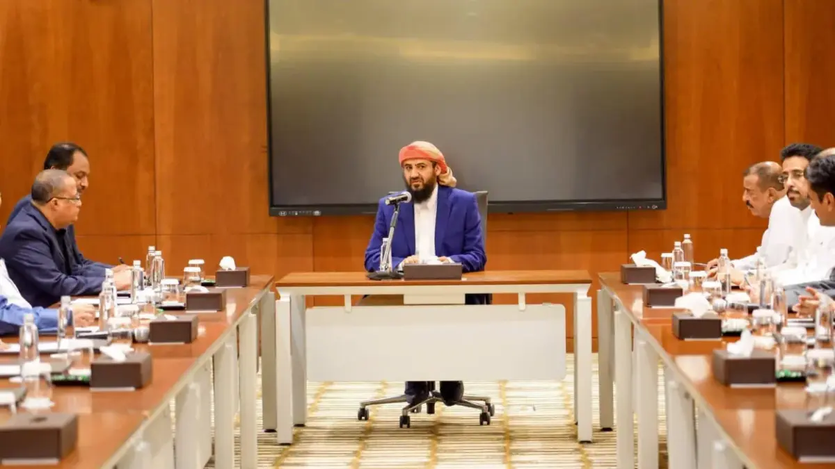 الوفد الجنوبي يؤكد وحدة الموقف في مواجهة التهديد ا...