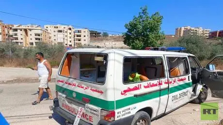 إسرائيل تواصل التصعيد جنوب لبنان.. غارات على سيارة...