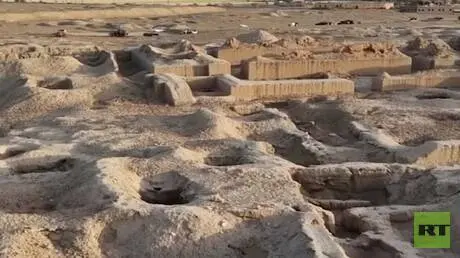 مقطع متداول يوثق حجم التخريب في مدينة ماري الأثرية...