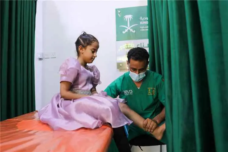 مركز الأطراف الصناعية بتعز يقدم أكثر من 14 ألف خدم...