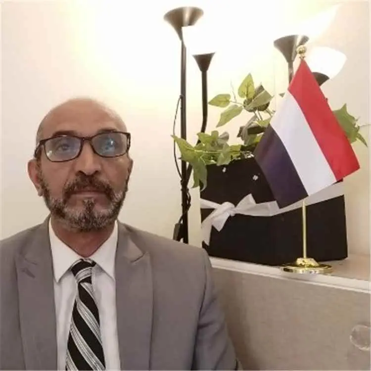 العسلي: «أعطوا الدولة فرصة».. العليمي يعلن الانتقال من ضبط النفس إلى استعادة المبادرة