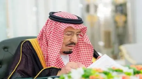 الملك السعودي: "قمة مكة للدفاع المشترك" أكدت عمق ا...