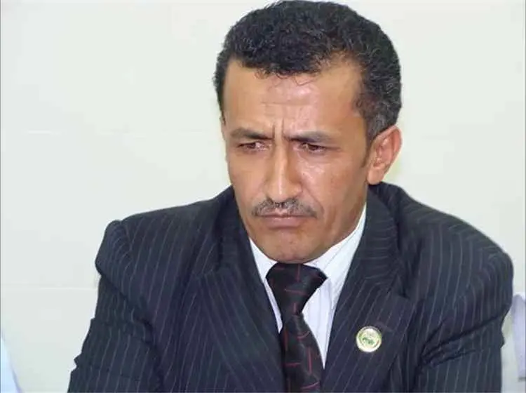 نايفرالقانص: من يرفض وصاية الخارج عليه أولًا أن يح...