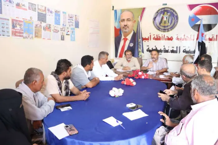 انتقالي أبين يعلن تأييده للعصيان المدني ويثمن دور...