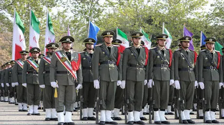 "عمليات خارج الحدود وباسيج عالمي".. إيران تعيد هند...