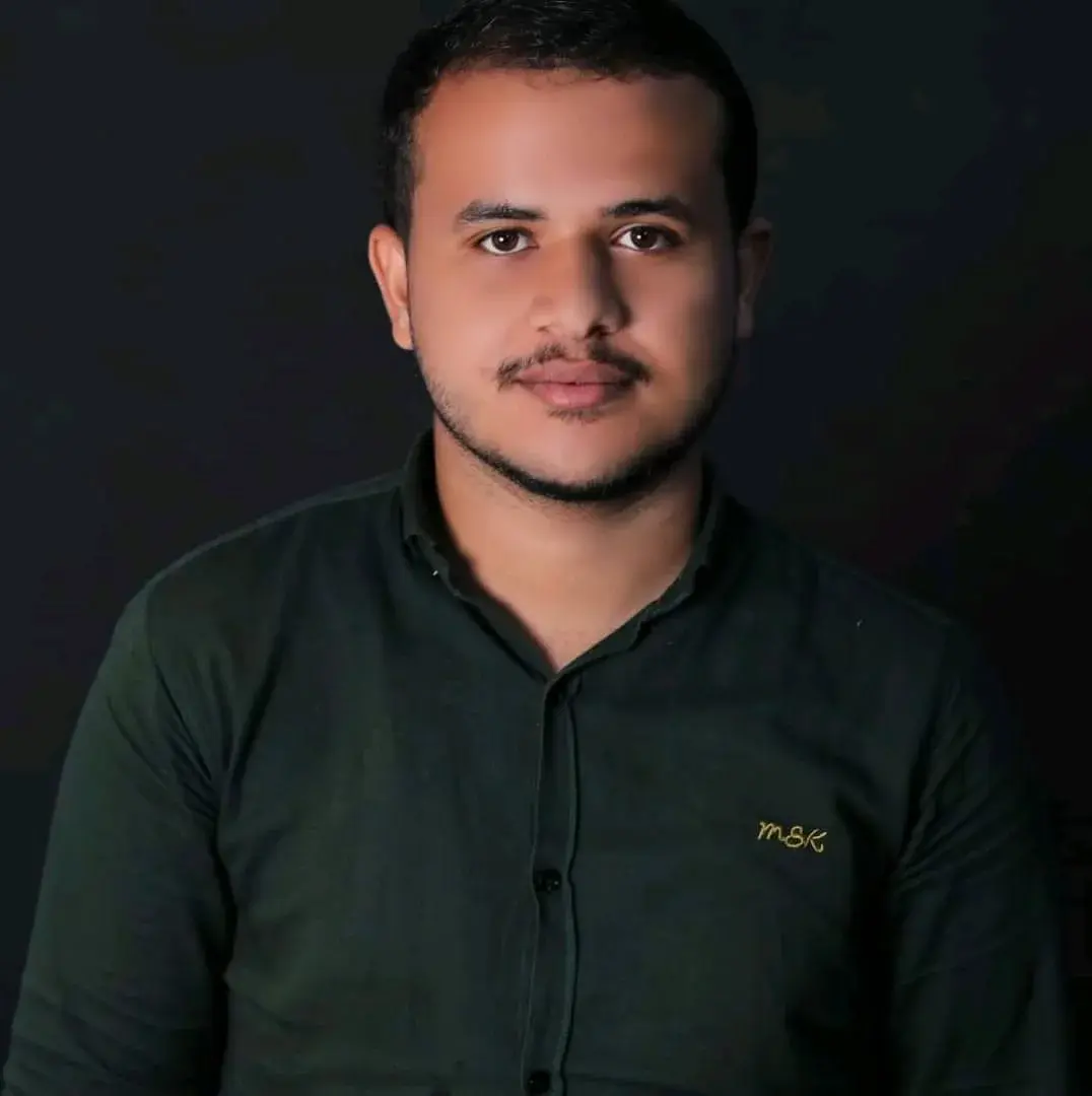 السفياني: الإعلام الرسمي اليمني بات منصة للتملق السياسي وانحسر تأثيره داخليًا وخارجيًا